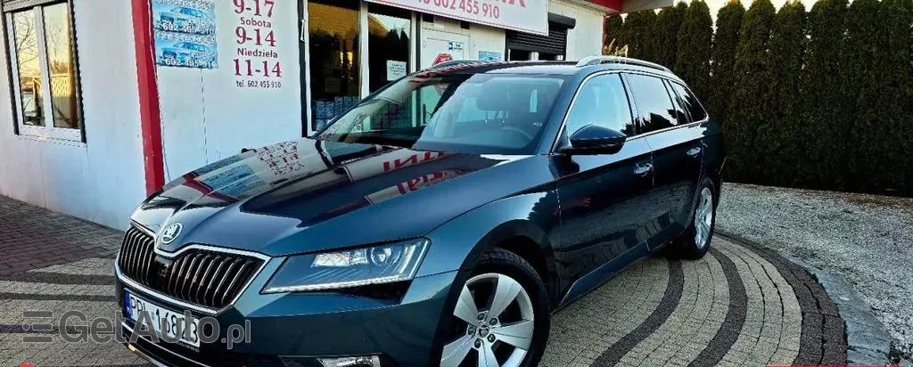 SKODA Superb 
