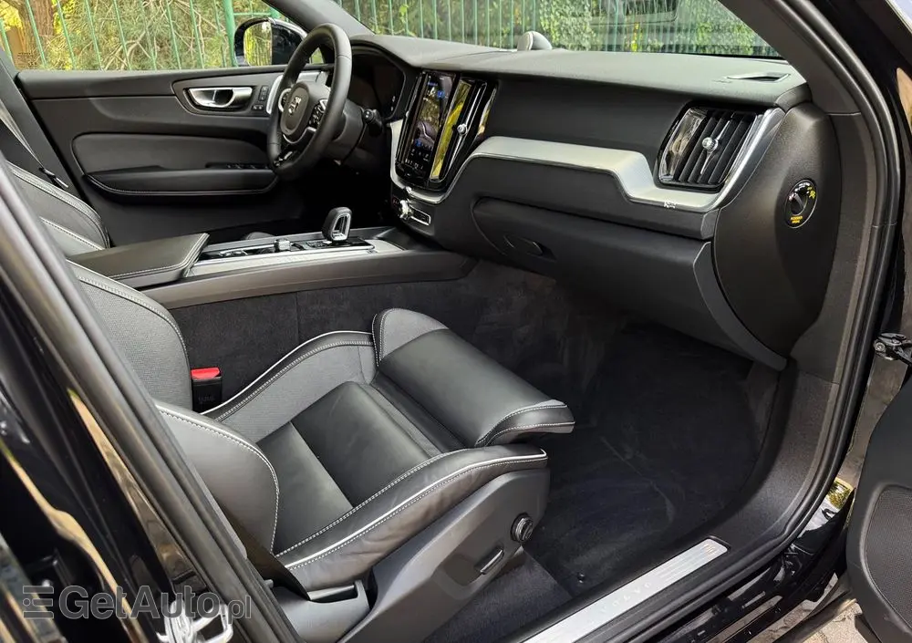 VOLVO XC 60 B4 D Geartronic RDesign