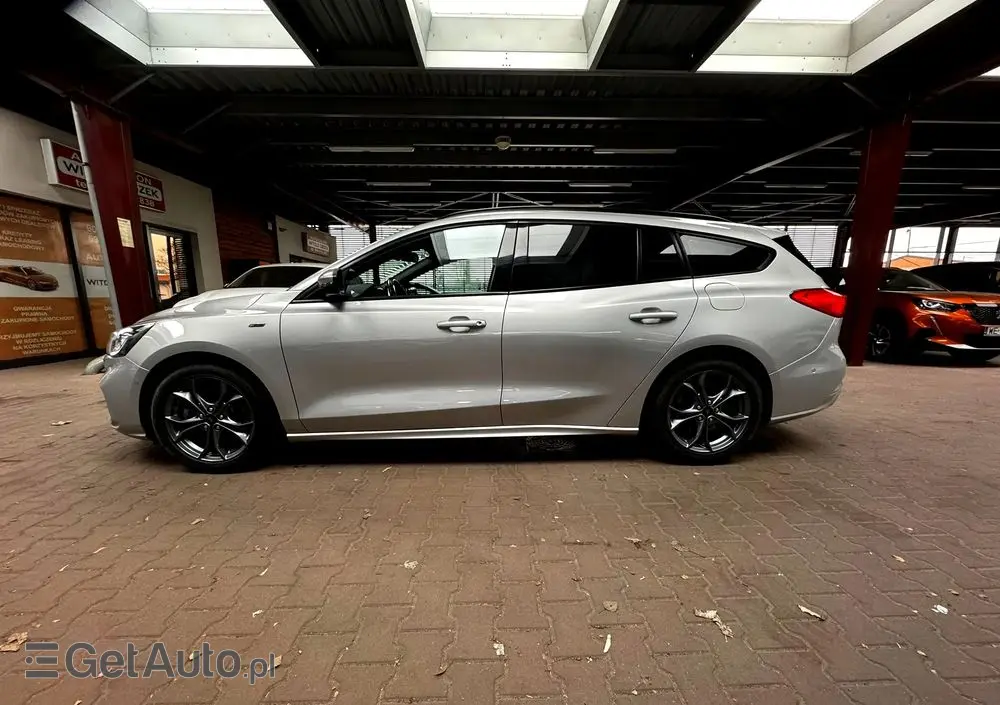 FORD Focus 1.0 EcoBoost ST-Line