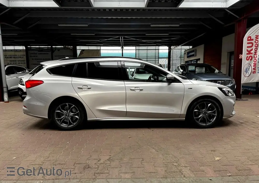 FORD Focus 1.0 EcoBoost ST-Line