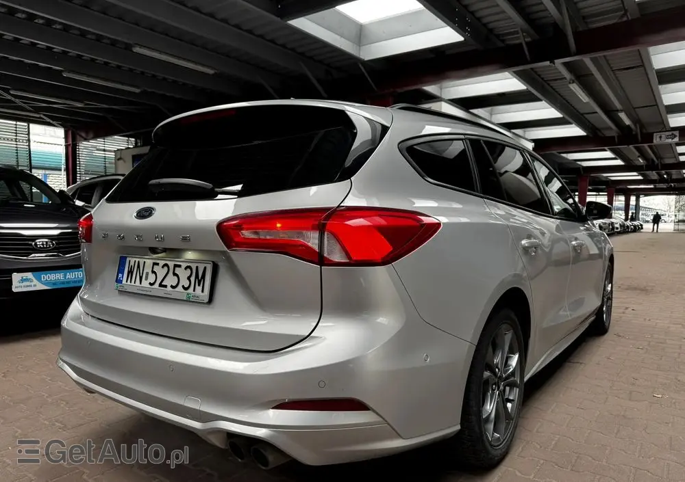 FORD Focus 1.0 EcoBoost ST-Line