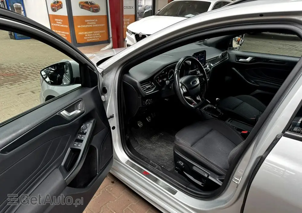 FORD Focus 1.0 EcoBoost ST-Line