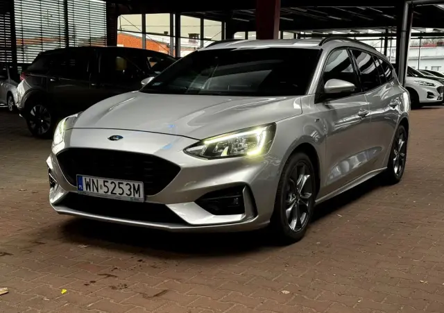 FORD Focus 1.0 EcoBoost ST-Line