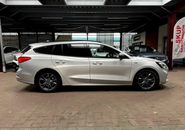 FORD Focus 1.0 EcoBoost ST-Line