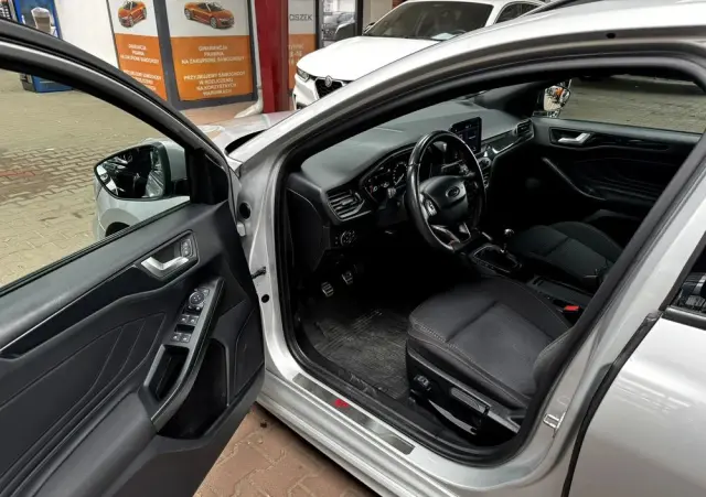 FORD Focus 1.0 EcoBoost ST-Line