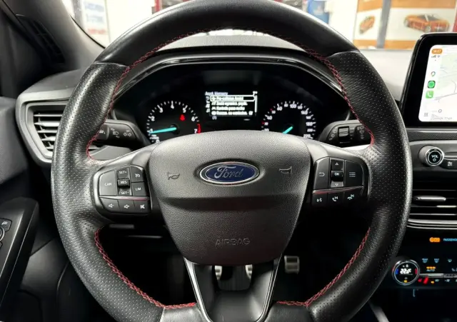 FORD Focus 1.0 EcoBoost ST-Line