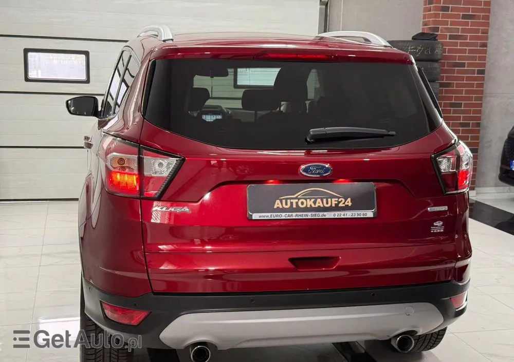FORD Kuga 1.5 EcoBoost 2x4 Titanium