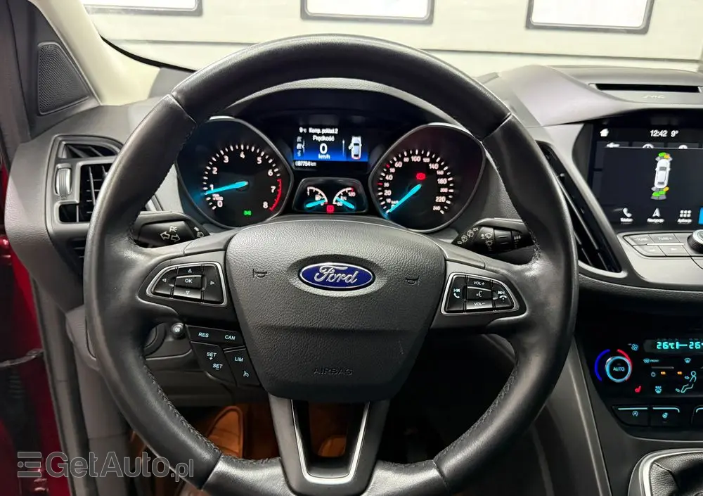 FORD Kuga 1.5 EcoBoost 2x4 Titanium