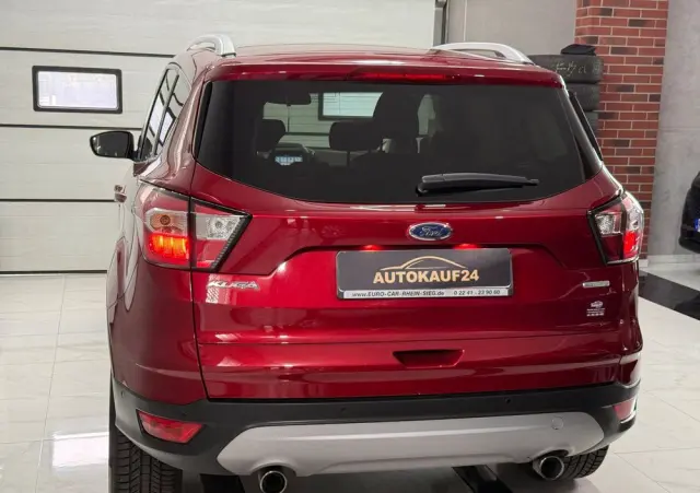 FORD Kuga 1.5 EcoBoost 2x4 Titanium
