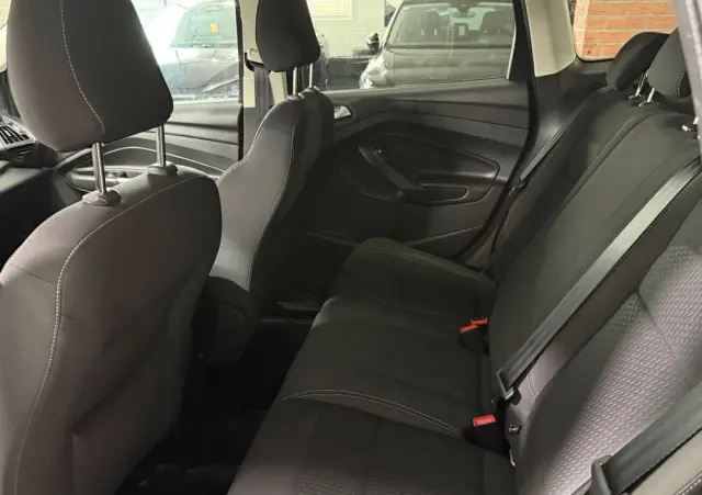 FORD Kuga 1.5 EcoBoost 2x4 Titanium