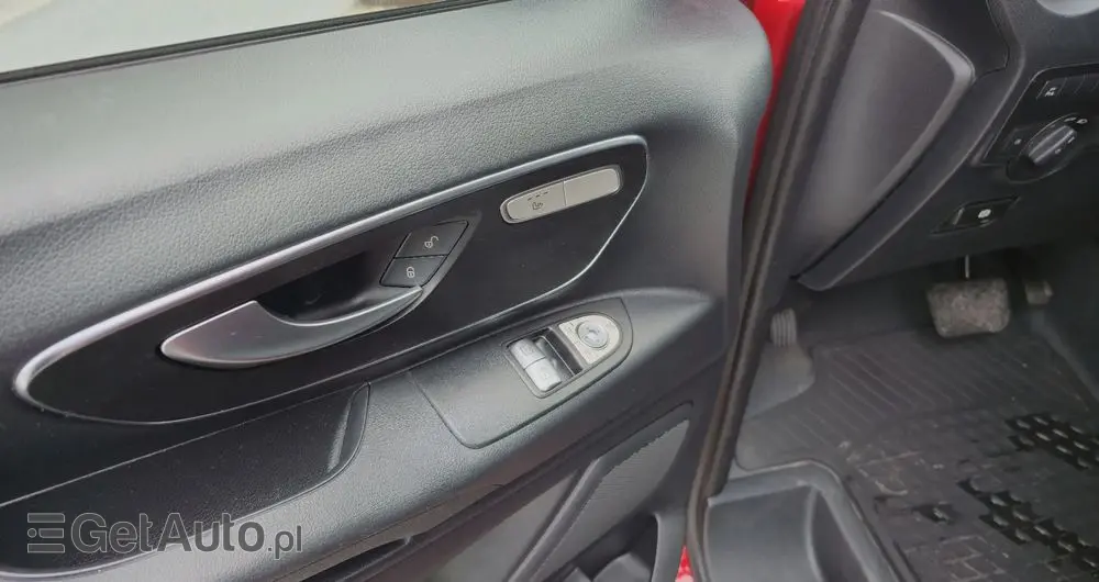 MERCEDES-BENZ Vito Tourer Lang EDITION