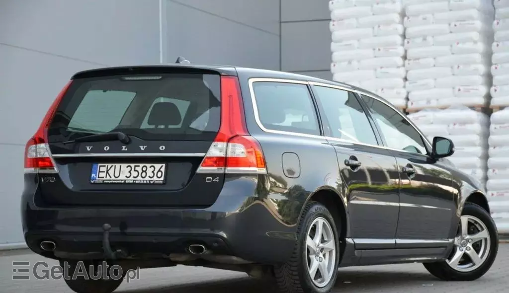 VOLVO V70 
