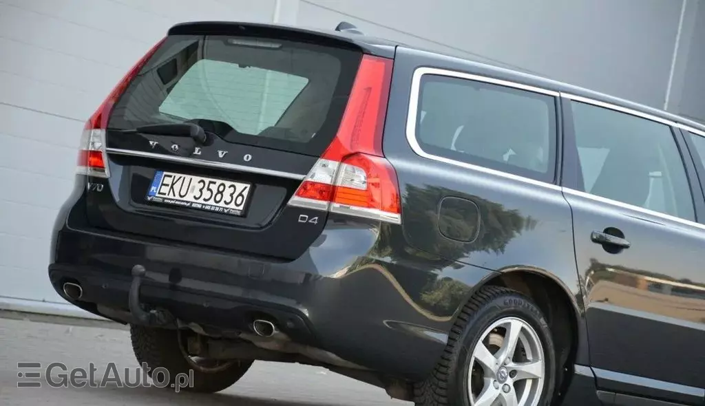 VOLVO V70 