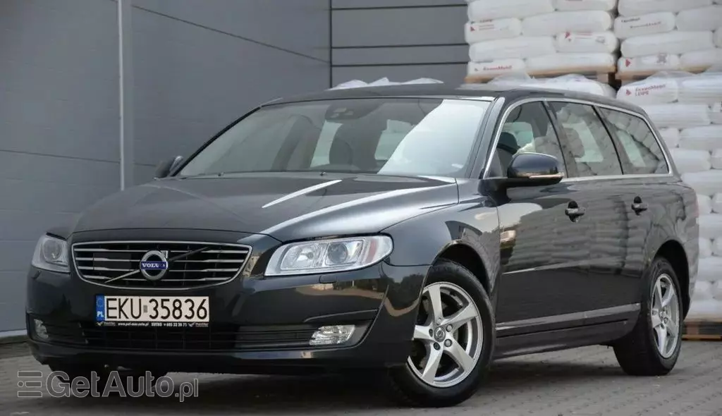 VOLVO V70 
