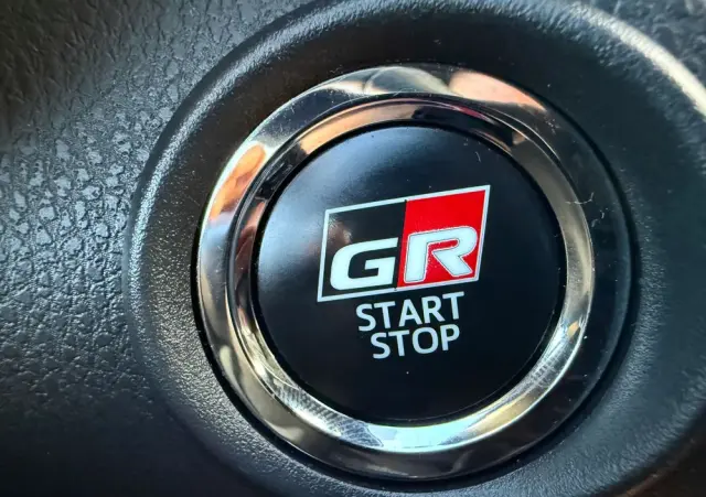 TOYOTA C-HR 2.0 GR Sport