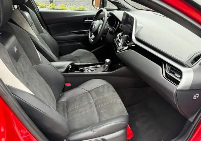 TOYOTA C-HR 2.0 GR Sport