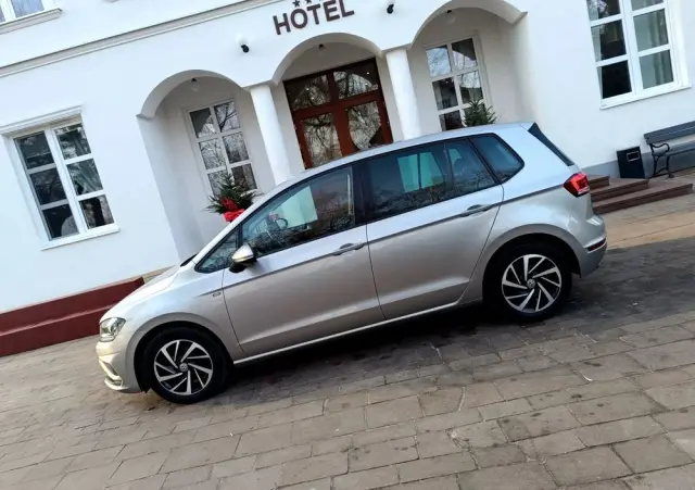 VOLKSWAGEN Golf Sportsvan 1.5 TSI ACT DSG Highline