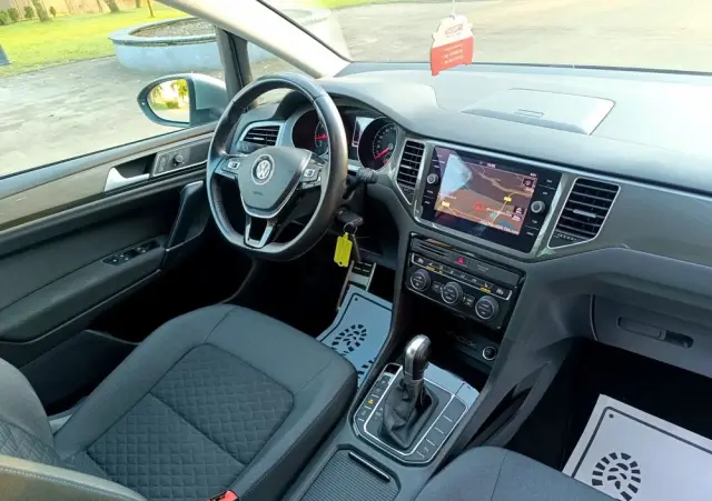 VOLKSWAGEN Golf Sportsvan 1.5 TSI ACT DSG Highline