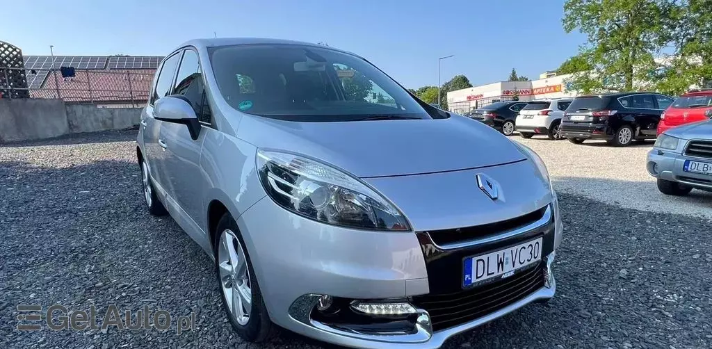 RENAULT Scenic 