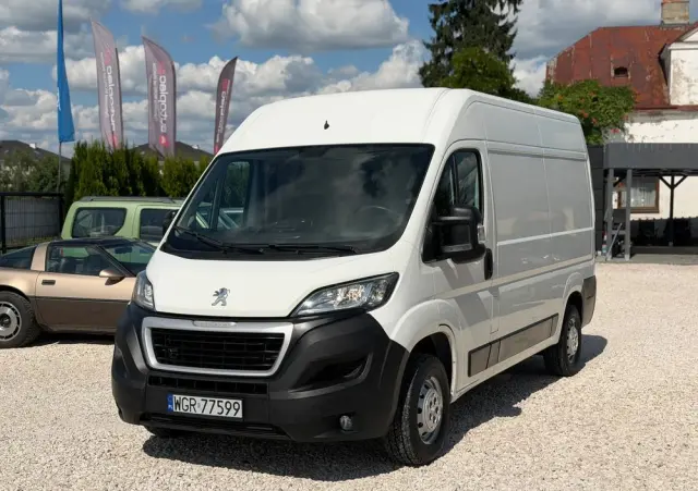 PEUGEOT Boxer 