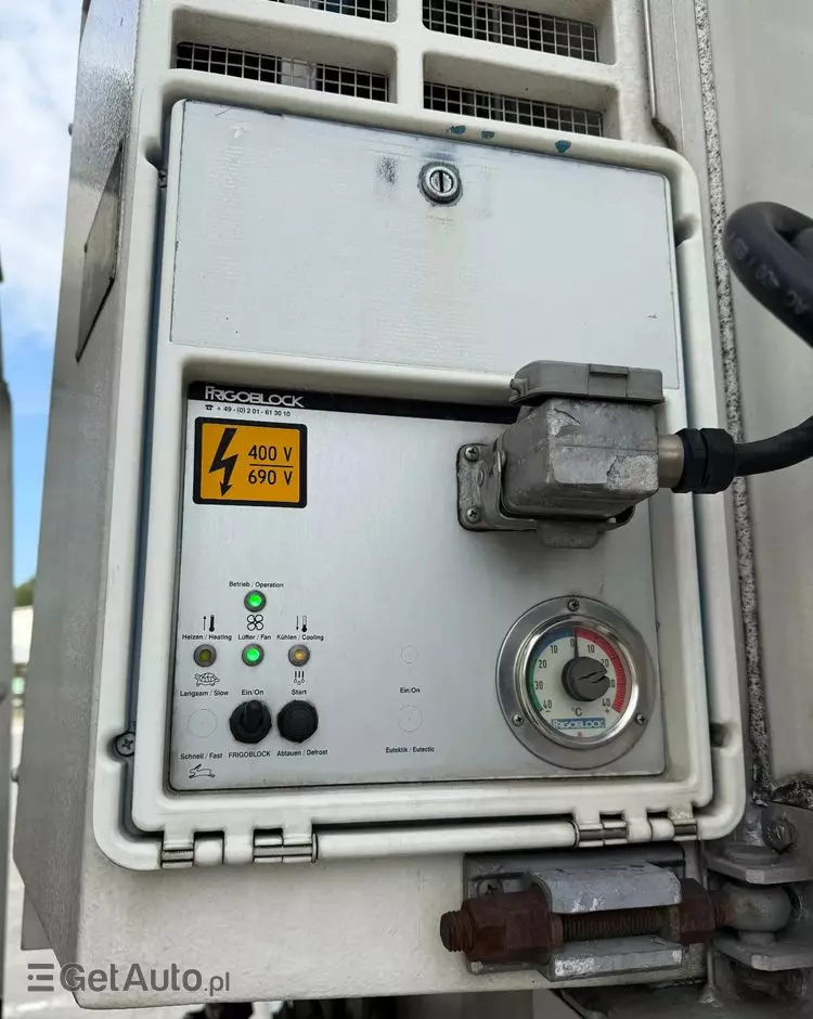 SCHMITZ CARGOBULL SCB *265* 