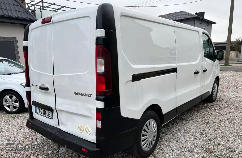 RENAULT Trafic 