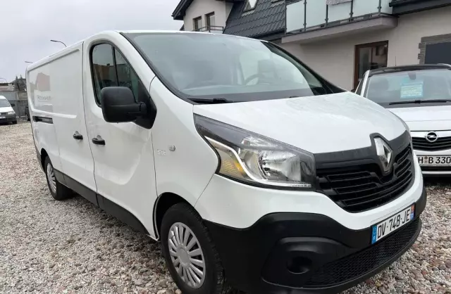 RENAULT Trafic 