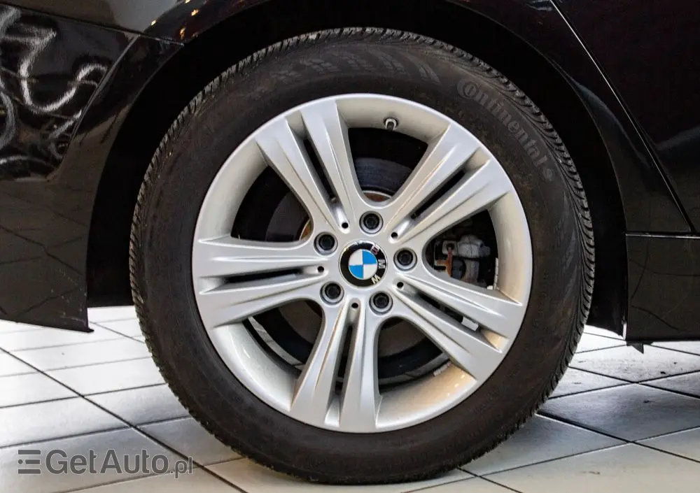 BMW Seria 3 330i GPF xDrive