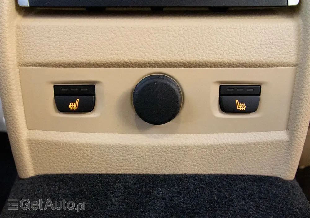 BMW Seria 3 330i GPF xDrive