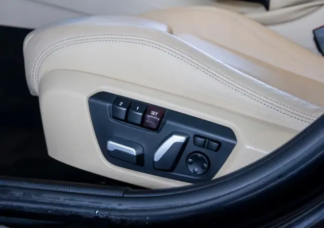 BMW Seria 3 330i GPF xDrive