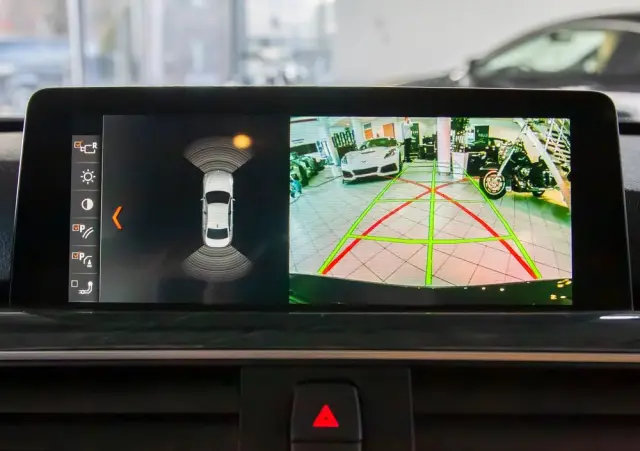 BMW Seria 3 330i GPF xDrive