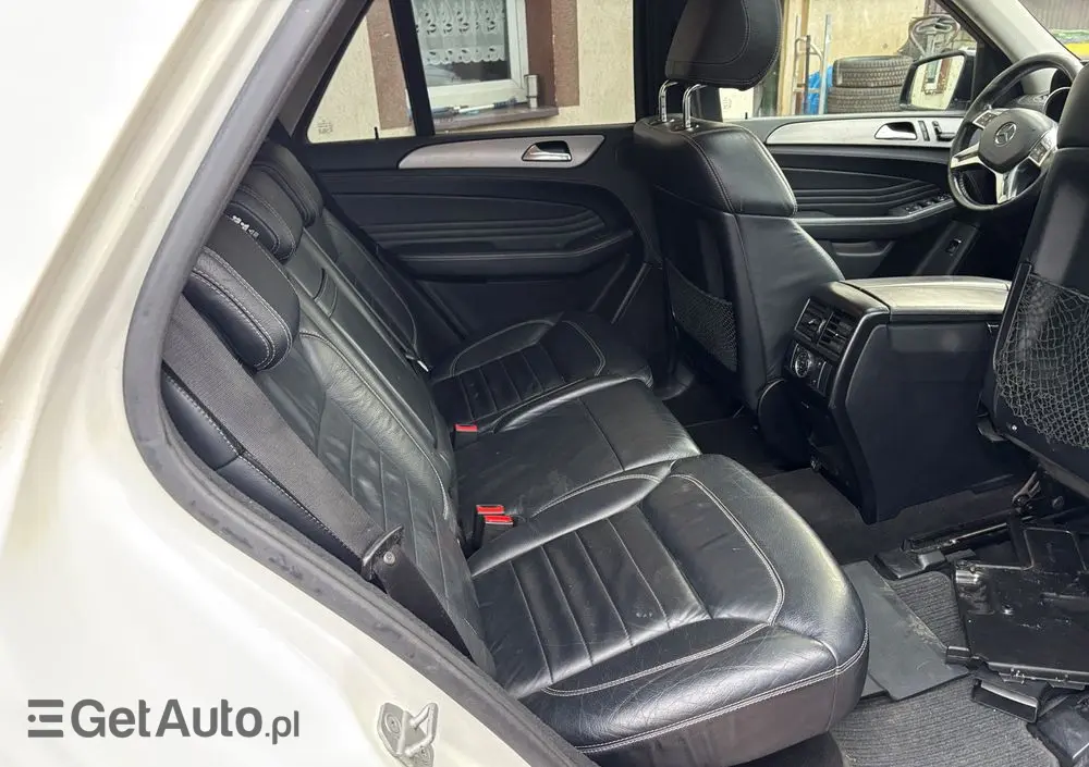 MERCEDES-BENZ ML 350 BlueTEC 4MATIC 7G-TRONIC Edition 1