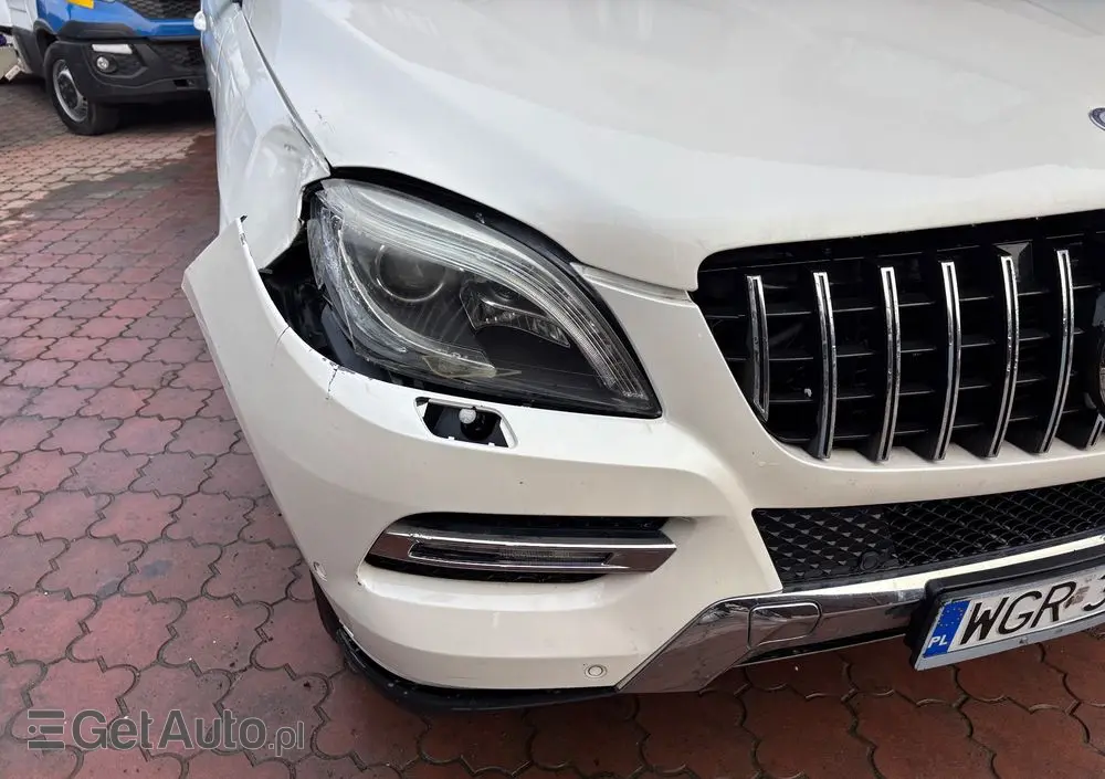 MERCEDES-BENZ ML 350 BlueTEC 4MATIC 7G-TRONIC Edition 1