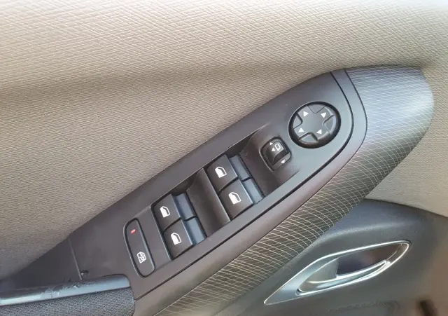 CITROËN C4 Picasso 1.6 e-HDi Intensive ETG6