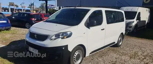 PEUGEOT Traveller 
