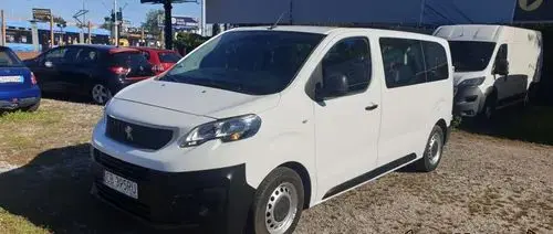 PEUGEOT Traveller 