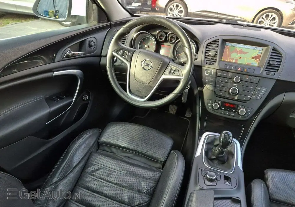 OPEL Insignia 