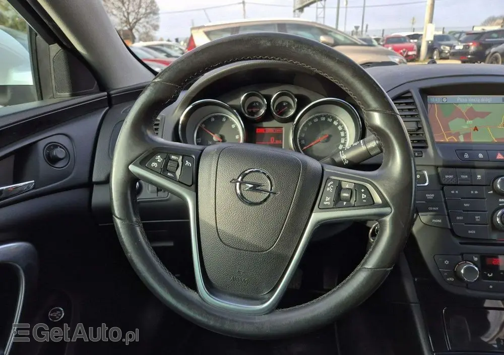 OPEL Insignia 