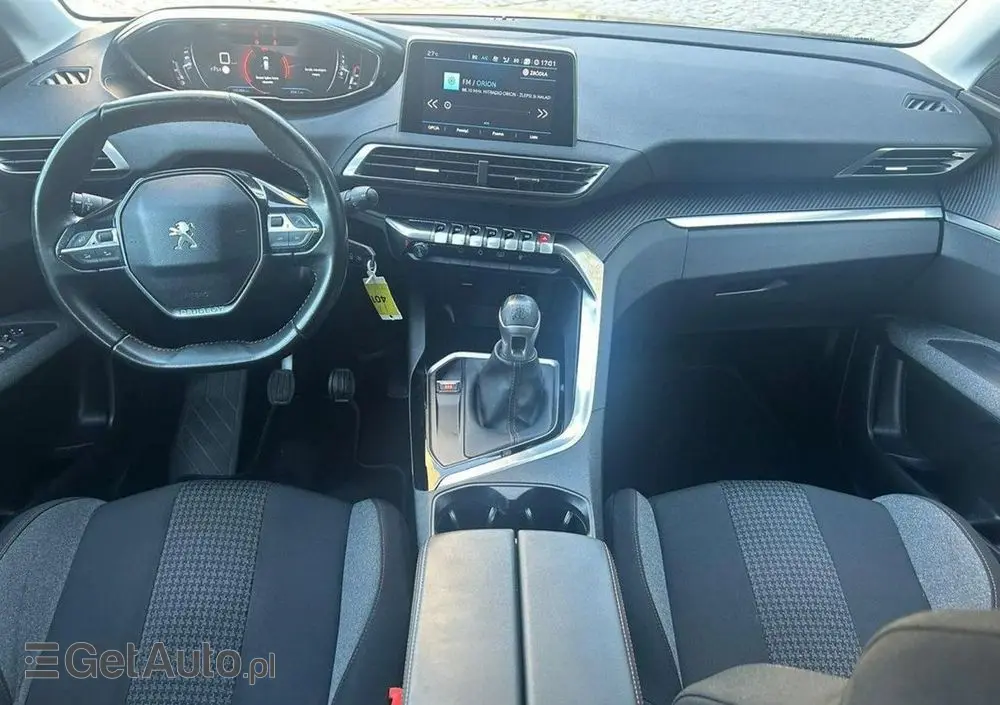 PEUGEOT 3008 1.2 PureTech Active Pack S&S