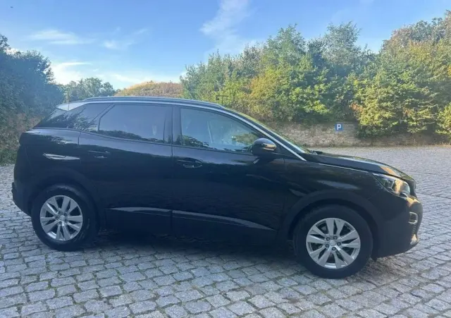 PEUGEOT 3008 1.2 PureTech Active Pack S&S