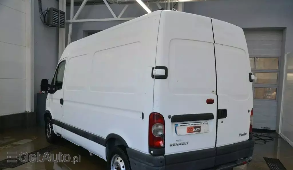 RENAULT Master 