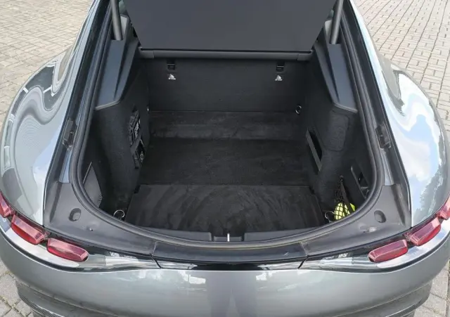 MERCEDES-BENZ AMG GT 