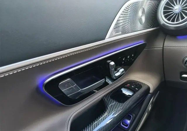 MERCEDES-BENZ AMG GT 