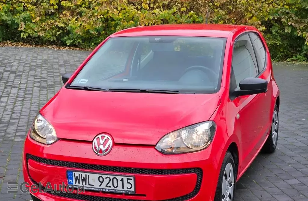 VOLKSWAGEN Up! 