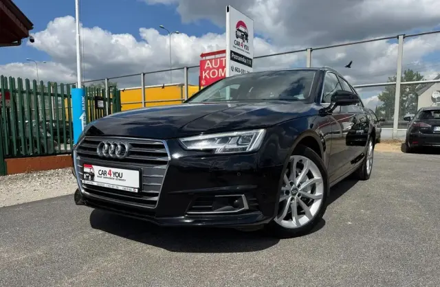 AUDI A4 