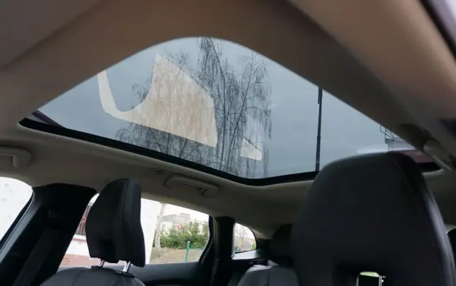 VOLVO V40 Cross Country D2 Momentum