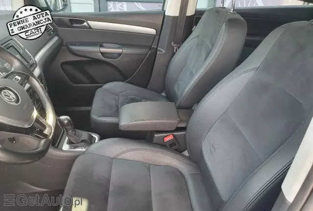 VOLKSWAGEN Sharan Highline DSG