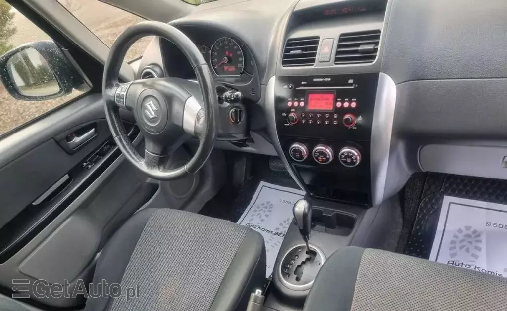 SUZUKI Sx4 