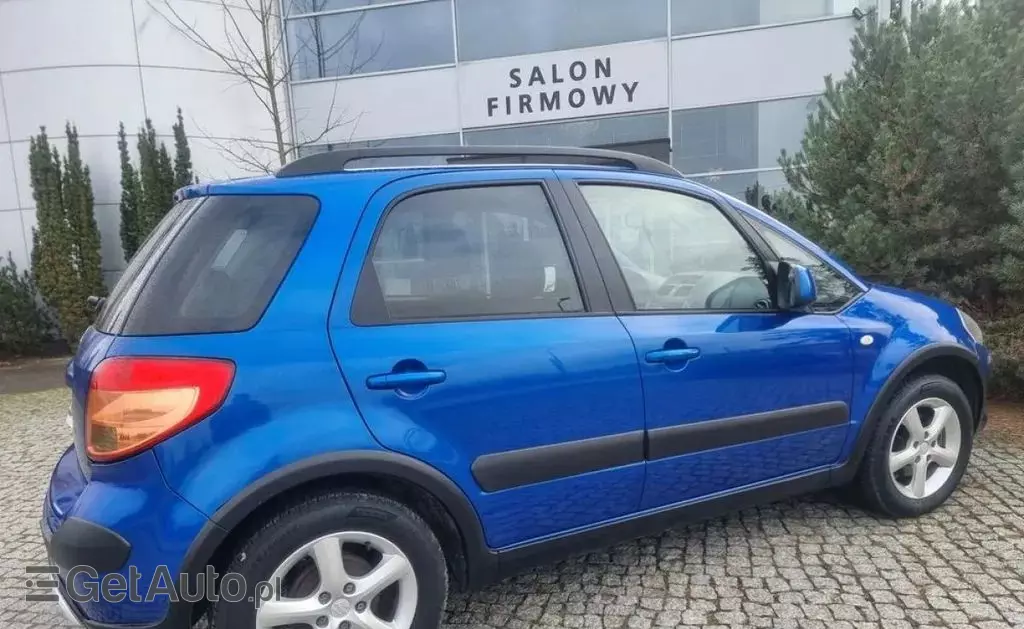 SUZUKI Sx4 