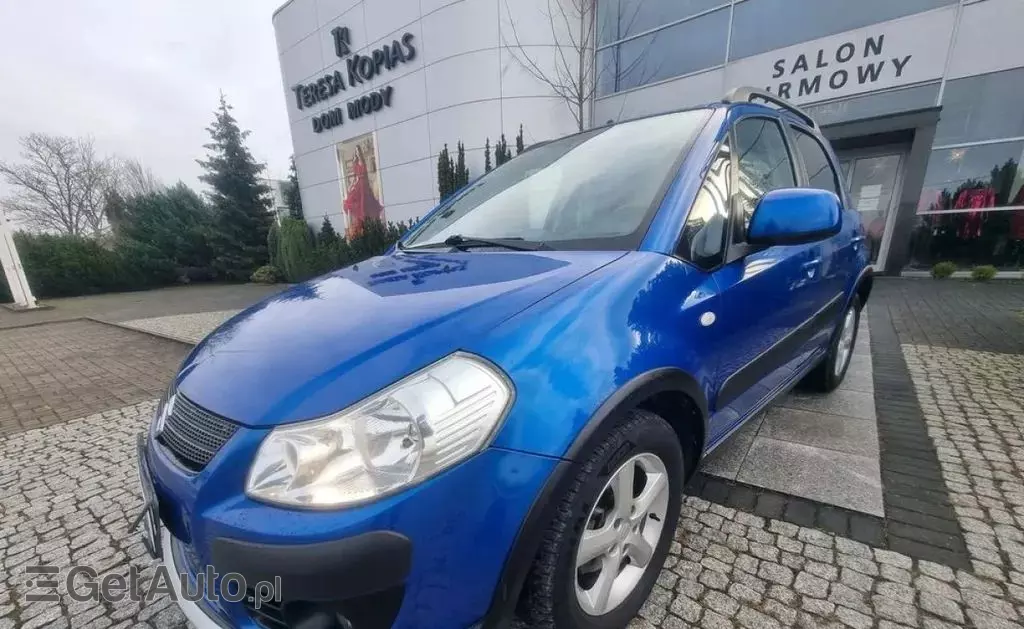 SUZUKI Sx4 